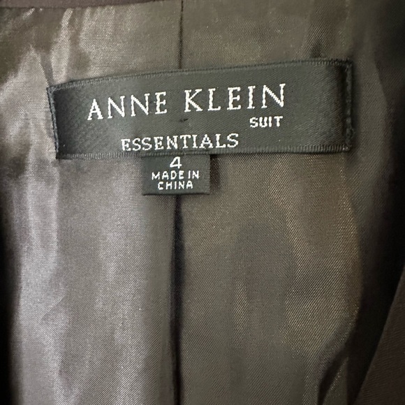 Anne Klein chocolate brown women’s pantsuit - Picture 2 of 8